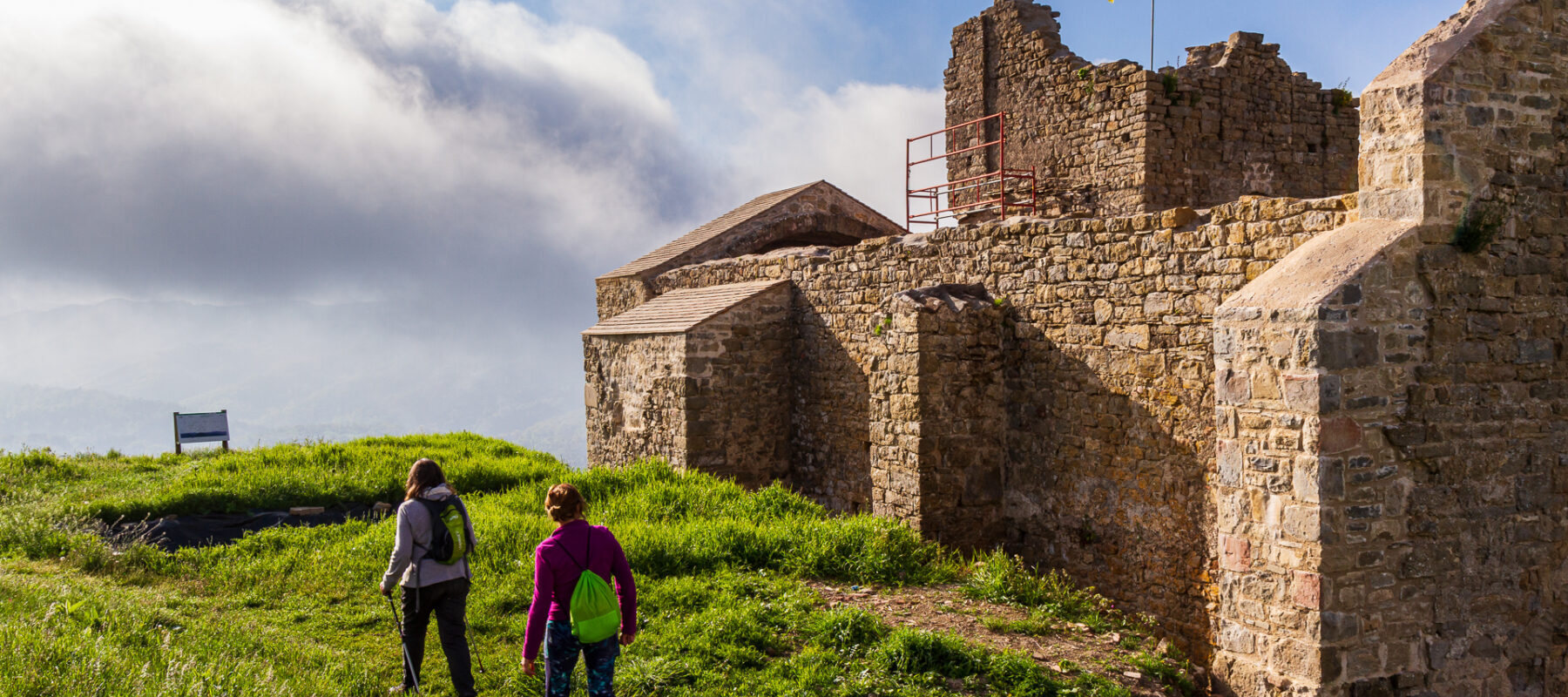 Castell de Besora-Osona Turisme- en BAIXA-©J.Santaugini-008